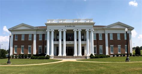 pi kappa phi alabama house.